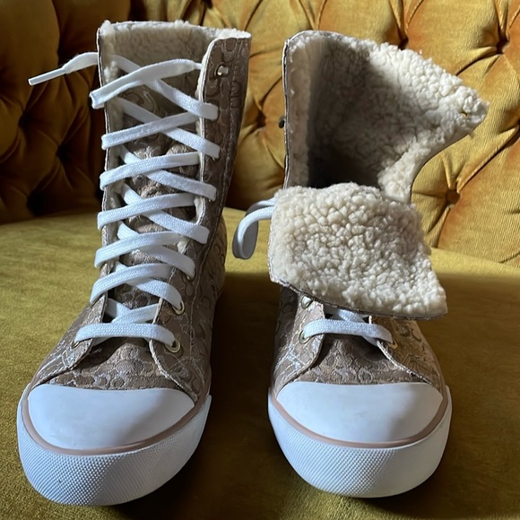 Vintage Brand New shearling lined Coach Hi Top Sneakers - Picture 2 of 5
